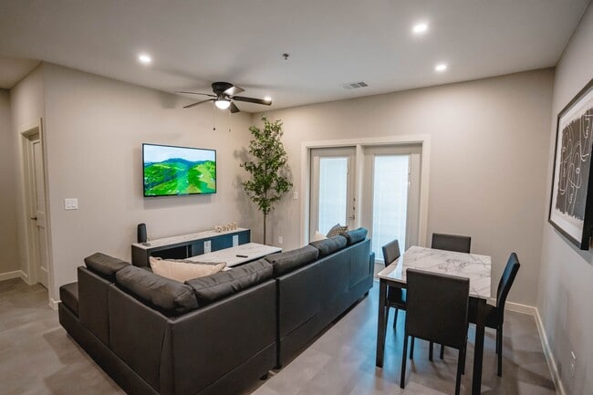 Palma Vista Apartments
