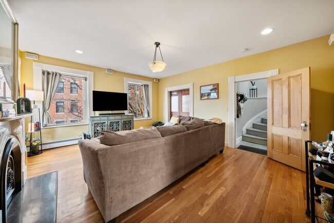 Photo - 468 Shawmut Ave Unit 2