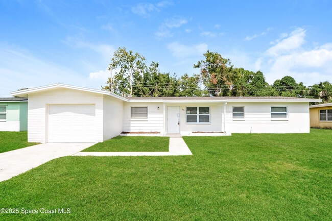 Building Photo - 980 Butia St Rental