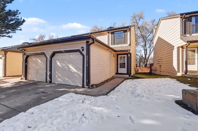 Building Photo - 2315 Lexington Village Ln