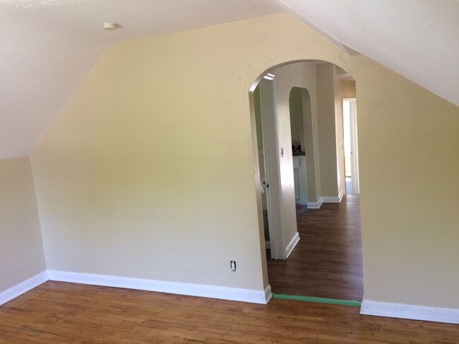 Photo - 272 George St W Unidad 272 George St West