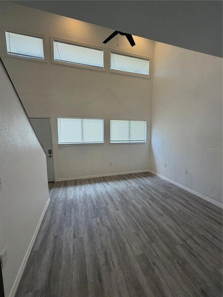3924 Crayrich Cir