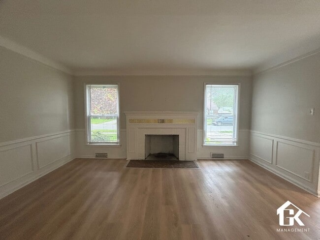 Photo - 3 Bed 1 Bath Eastside Home Available - Near St John Moross!
