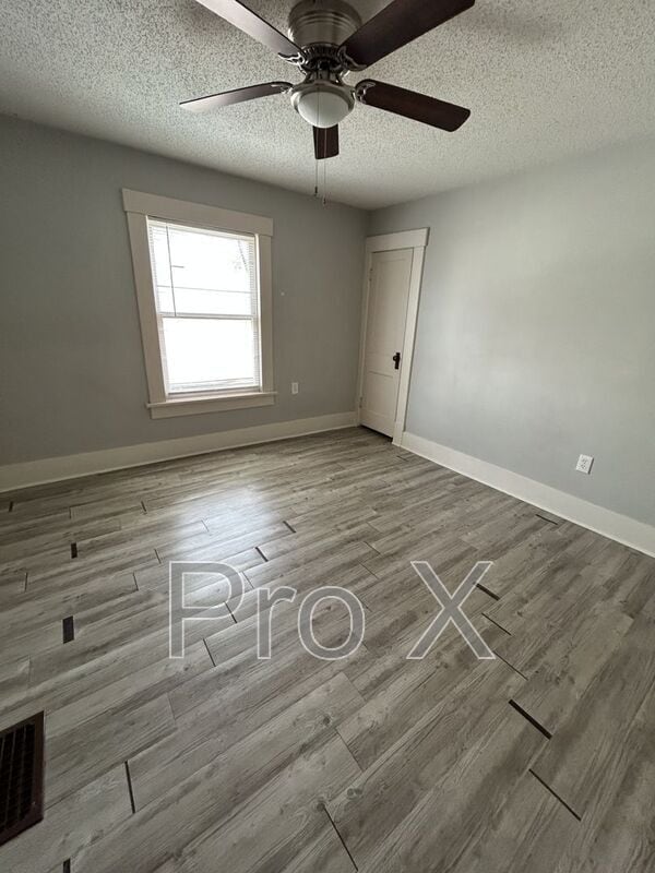 Photo - 110 W Lindburg St Unit 110 W Lindburg Apt 6