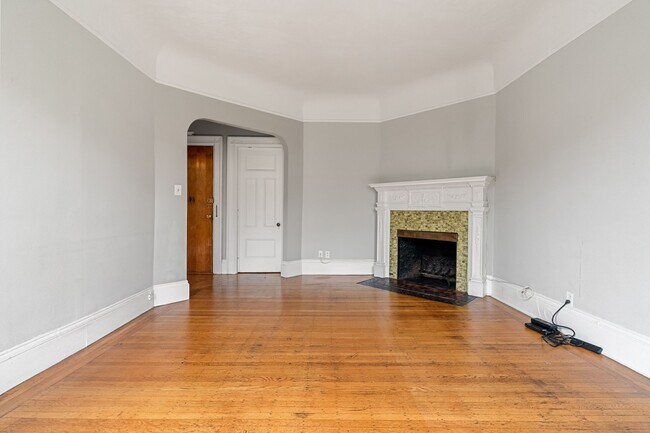 259 Beacon St Unit 32