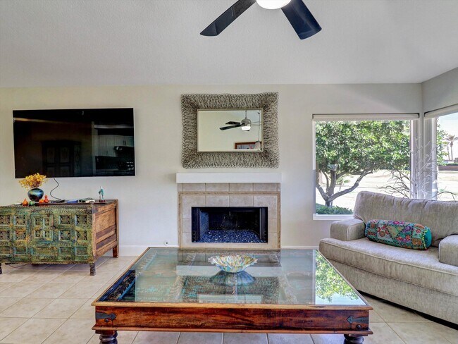 77897 Woodhaven Dr S