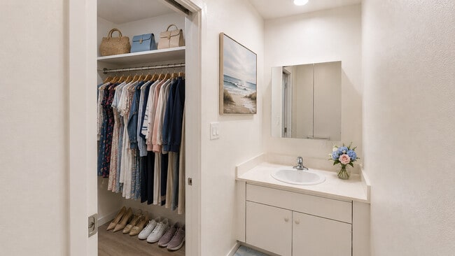 Apt. 1A 2nd Bedrm. Bath & Closet