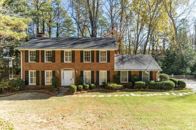 Building Photo - Fully Updated Sandy Springs Classic Tradit... Rental