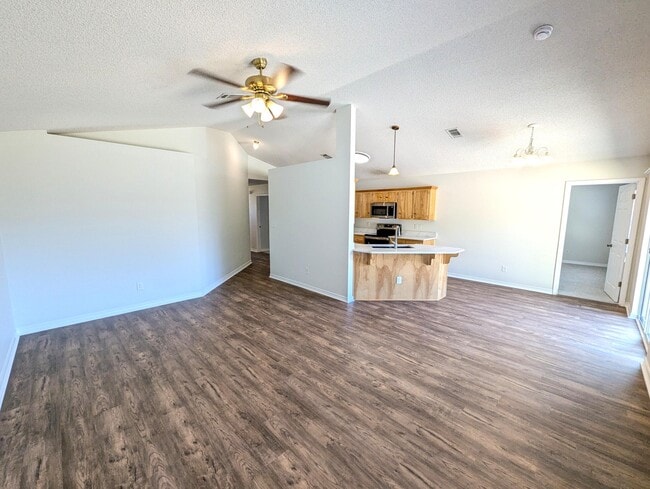 Photo - 2001 Presidio St