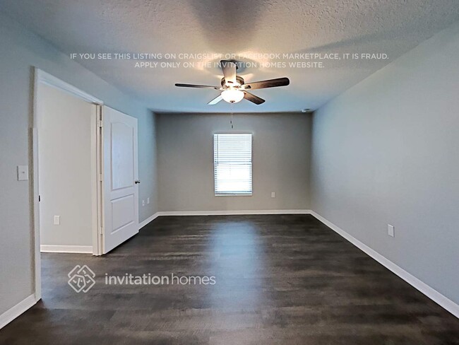 Photo - 6146 Dolostone Dr House