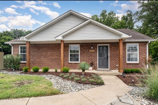 Building Photo - East Nashville Rental
