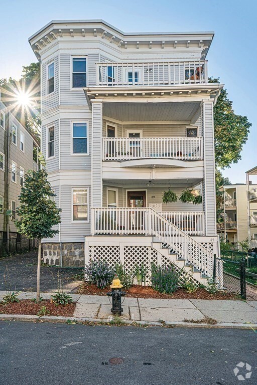 Building Photo - 89 Train St Unit 3 Rental