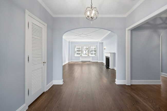 Photo - 4300 N Marine Dr Unit 602