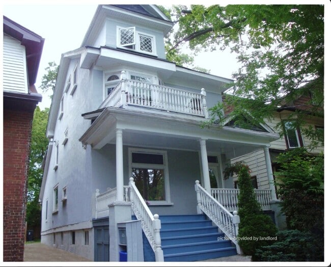 Photo - 70 Waverley Rd Unit 4