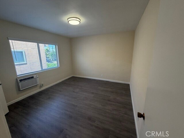 13418 Moorpark St Unidad 4