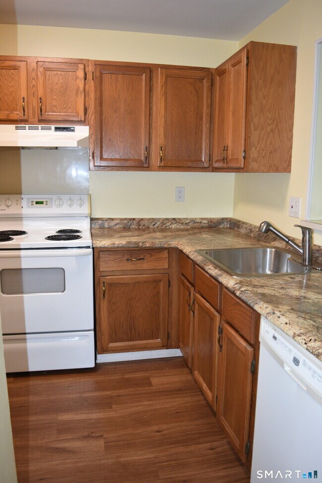 Photo - 17 Willow Springs Unit 17