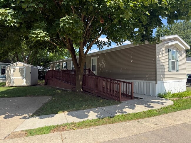 Building Photo - 11777 Cascade Cir