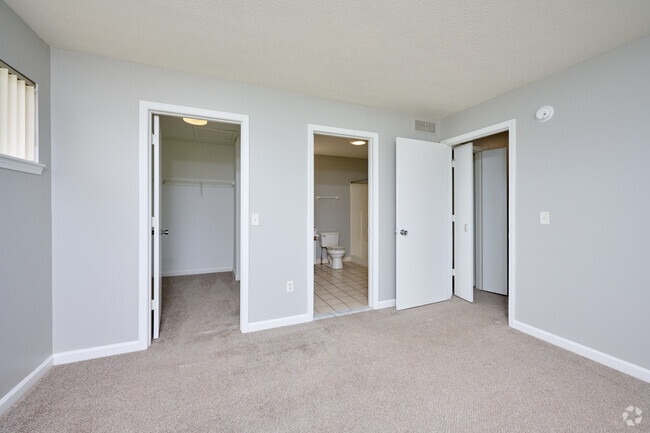 2 habitaciones, 2 baños, 1092 pies cuadrados - CenterPointe Apartments & Townhomes