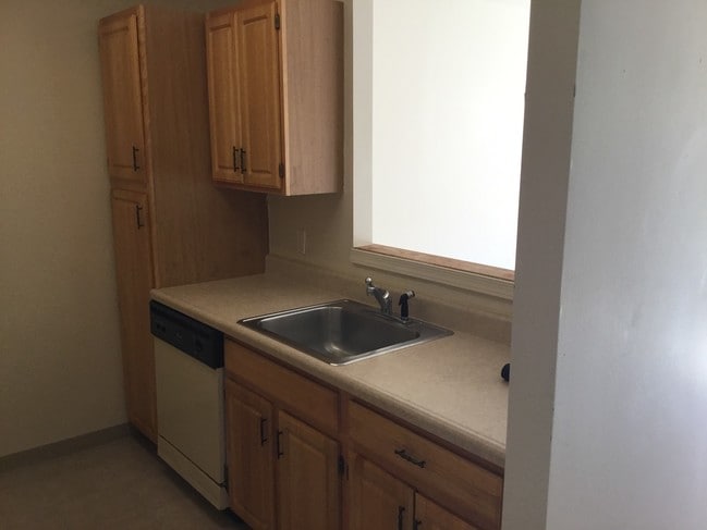 Photo - Sycamore Crest 55+ Senior Apartments