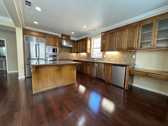Photo - LUXURY RESIDENCE IN RIVERMARK DETACHED SINGLE-FAMILY HOME | THE GLEN PLAN II