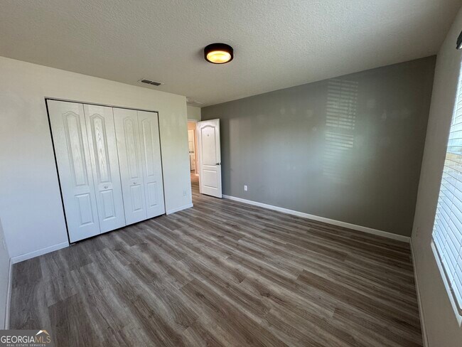 Photo - 217 Brooklet Cir