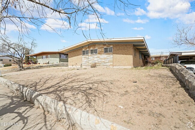 Building Photo - 5505 Martin Ln Rental