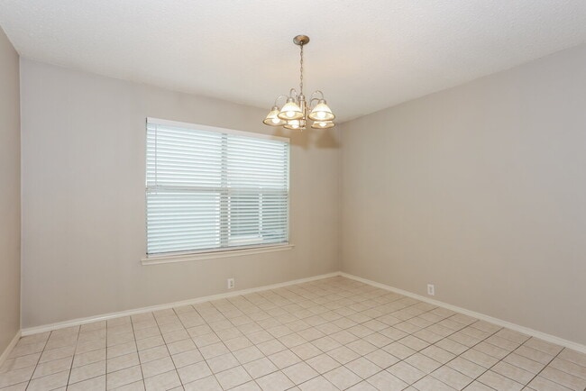 Photo - 7005 Edmundson Dr