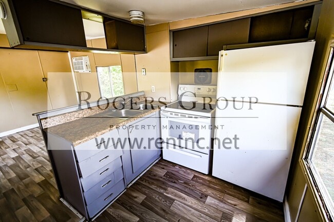 Photo - 124 Park Dr