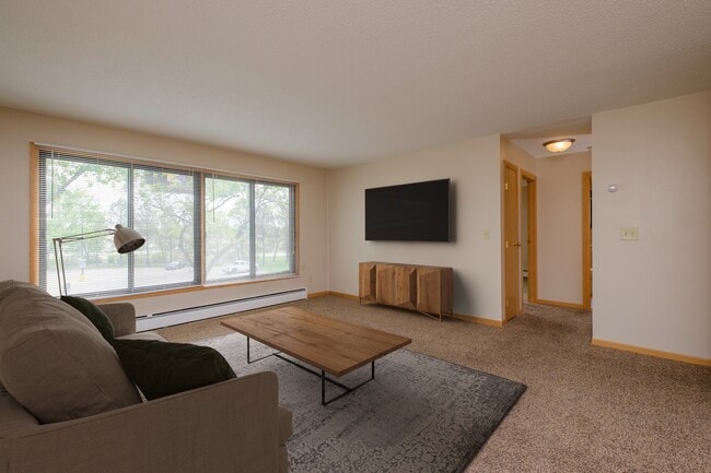 Fargo, ND Birchwood 2 apartamentos | Sala de estar