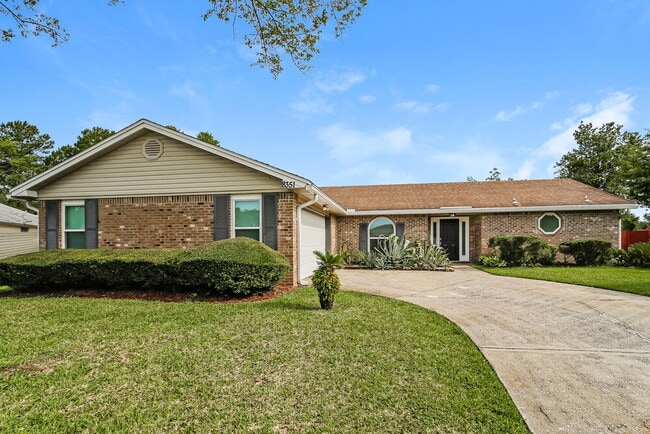 Building Photo - 8351 Morning Glory Rd N Rental