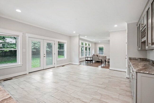 Photo - 2901 Random Rd Unit ID1395378P