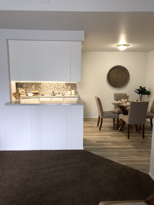 Photo - Goodmanor Apartments