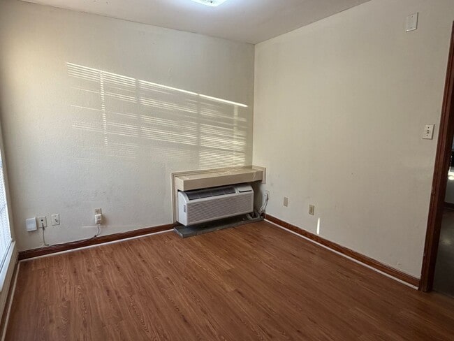 Photo - 210 Rue Royale Unit C