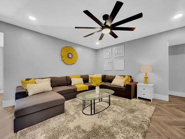 Building Photo - 1260 W Los Lagos Vista Unit ID1247581P Rental