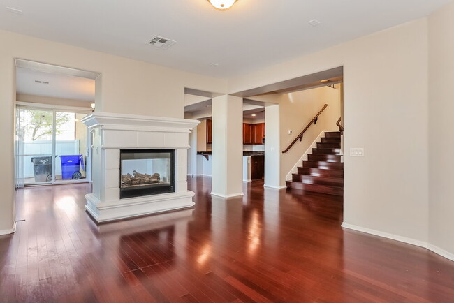 Photo - 820 S Adam Way