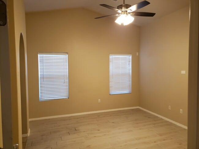 Photo - 2541 Prado Del Sol Ave