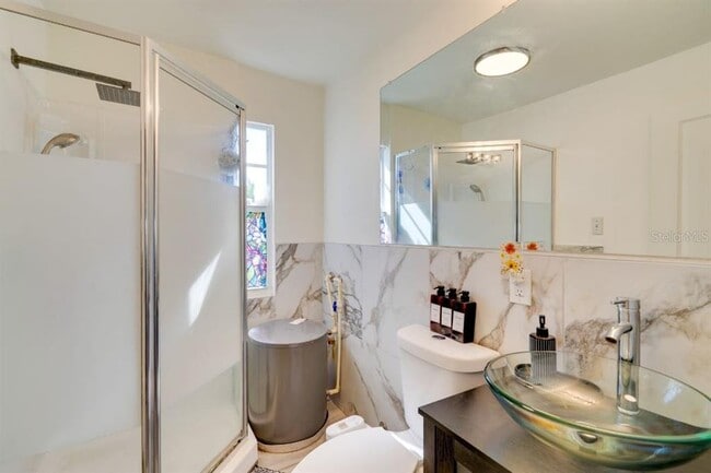 Photo - 209 W Olympia Ave