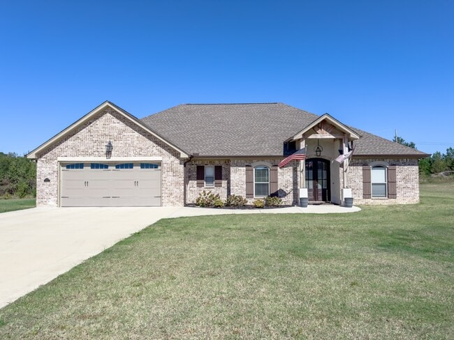 Photo - 569 Abbey Rd