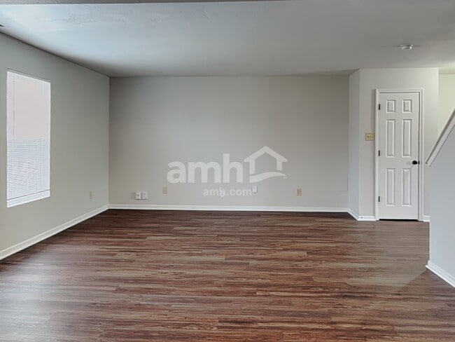 Photo - 1413 Dowell St