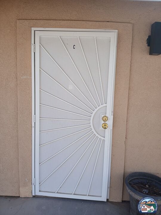 Photo - 162 W Alamo St Unit Apt C