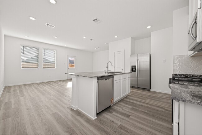 Photo - 7554 Linda Lk Ct