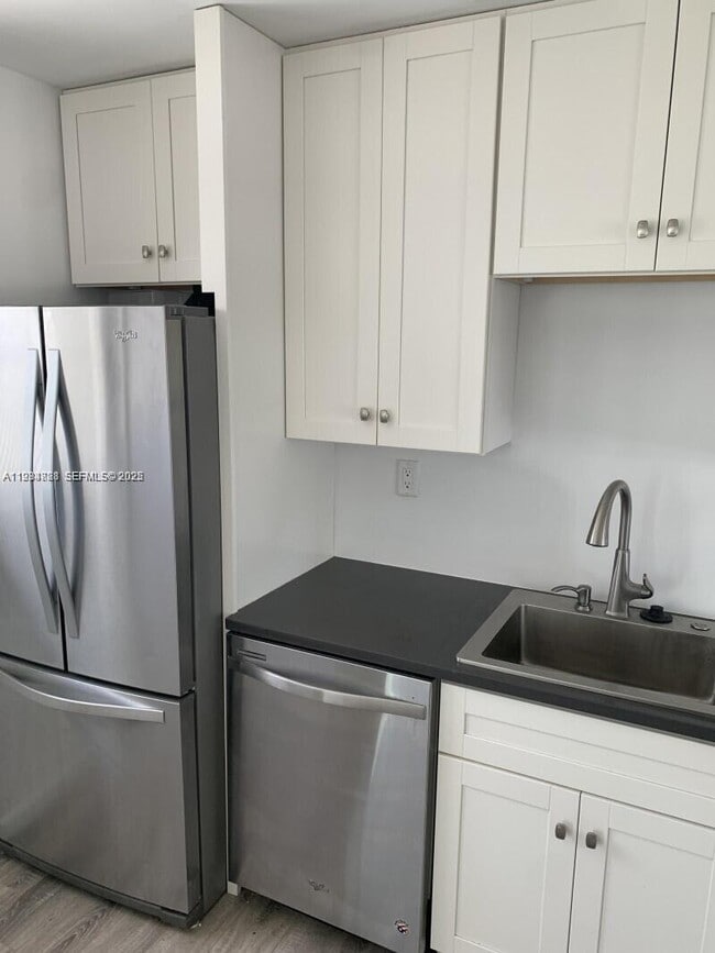 Photo - 707 Greenbriar Dr