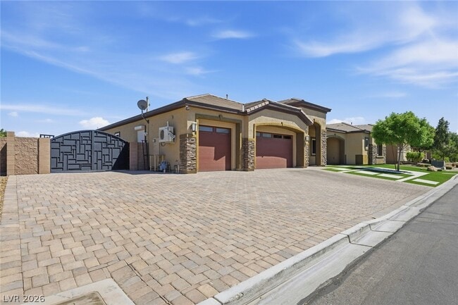 3922 Jacob Lake Cir