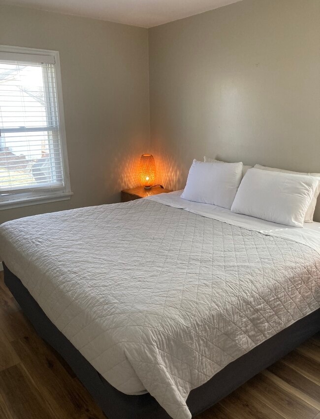 Photo - 3323 Bryant Ave S