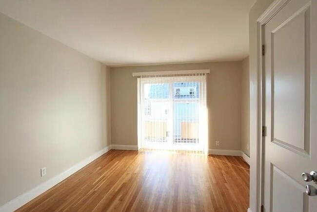 Photo - 134 Summer St Unit 39