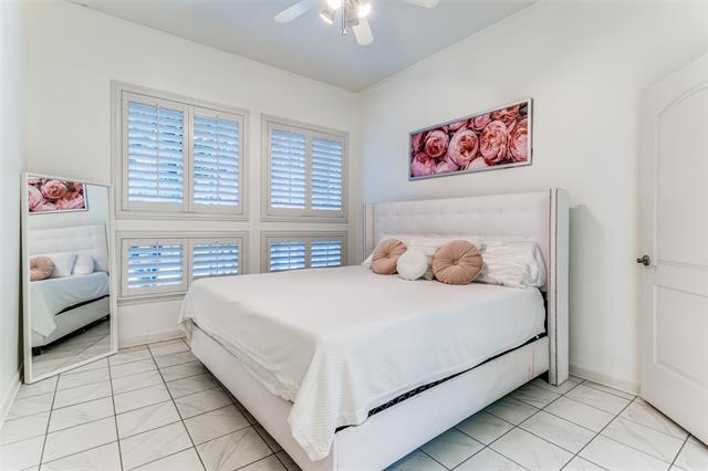 Photo - 3225 Turtle Creek Blvd Blvd Unidad 16