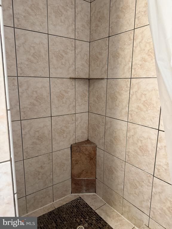 Photo - 706 Woodbridge Center Way