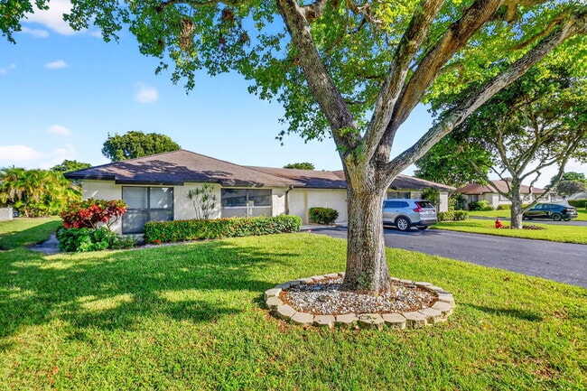Photo - 4866 Dovewood Cir Unidad A