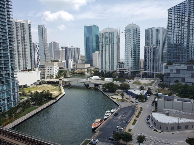Photo - 690 SW 1st Ct Condo Unit 1906