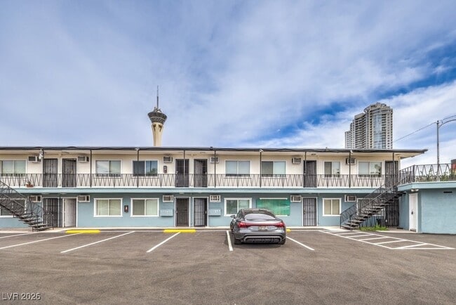 Building Photo - 324 W Cleveland Ave Unit 3